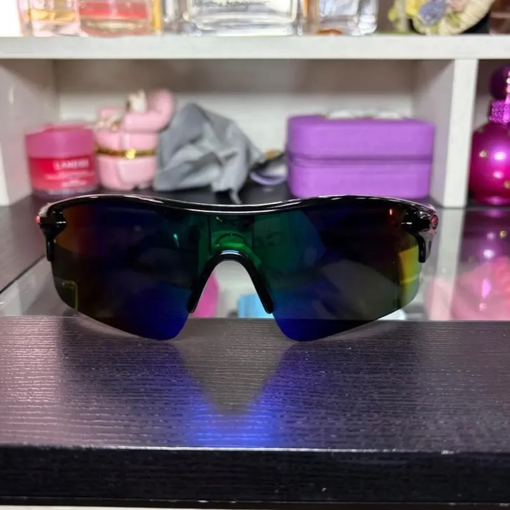 Black wraparound shield sunglasses Y2k cybercore sporty futuristic festival